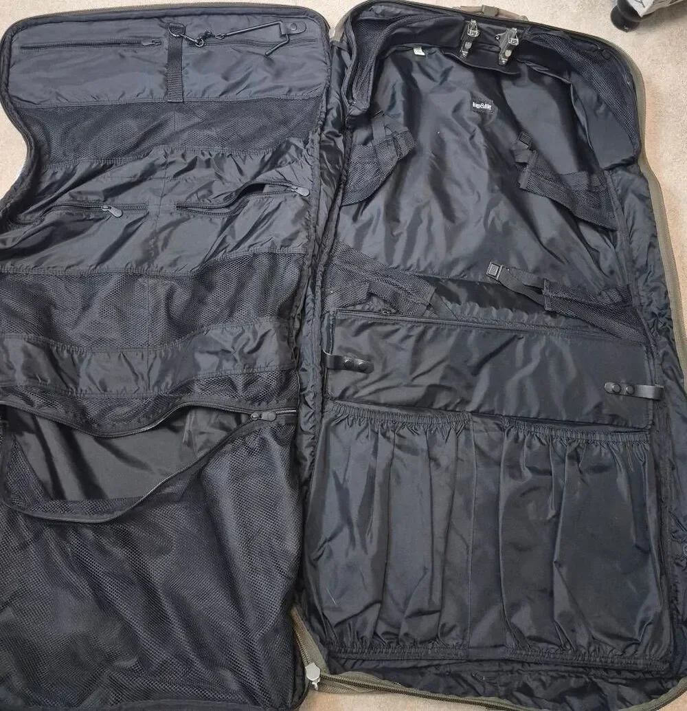 Briggs & Riley 2 piece luggage set